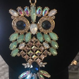 ZOE Owl Muti Color Stones Statement Necklace